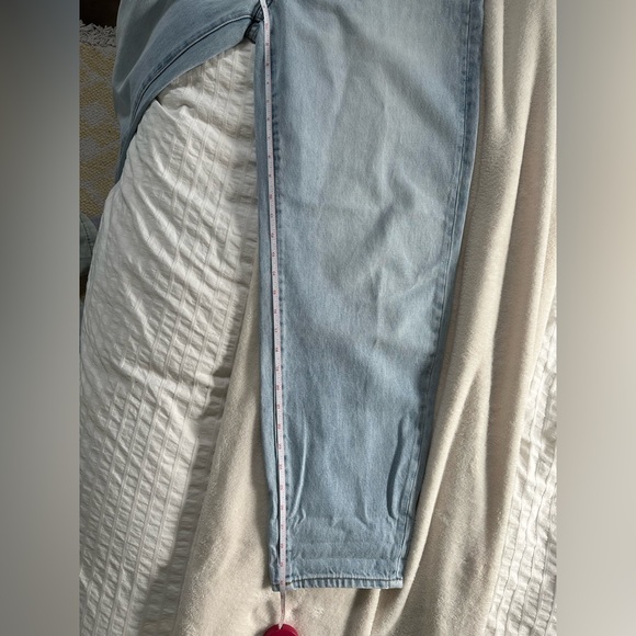 Rolla’s Genie Jean - Picture 10 of 10